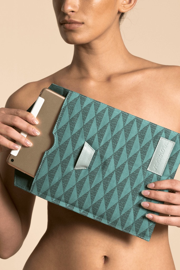 Manaola Bag in Teal and Green