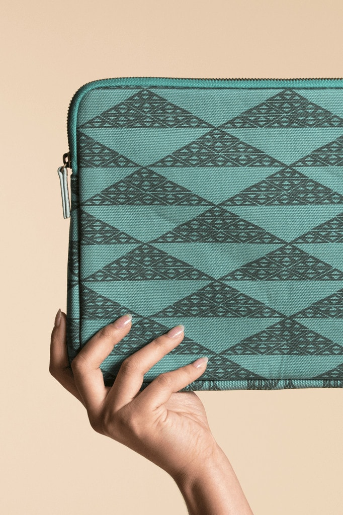 Manaola Laptop Sleeve in Teal and Green