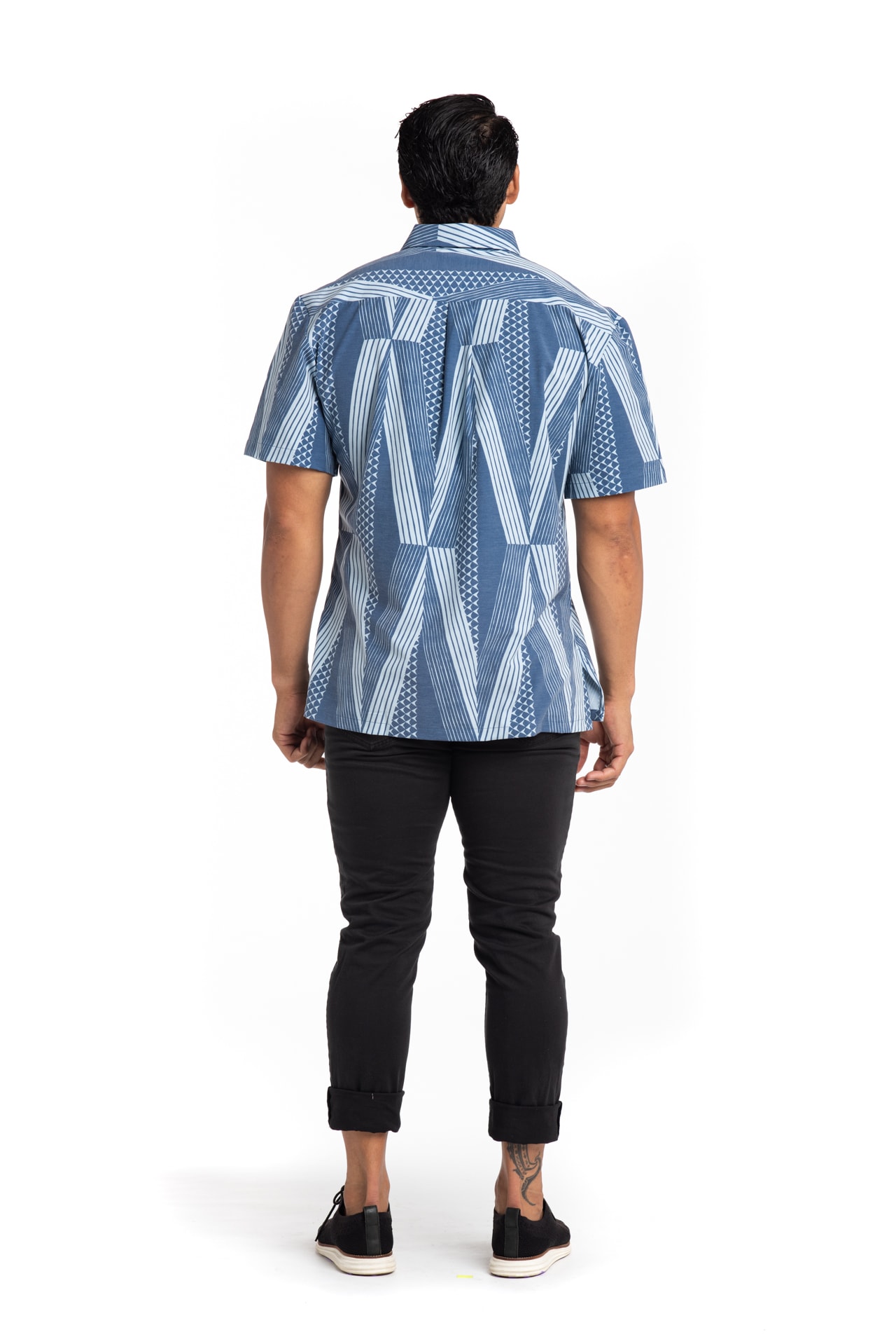 Male model wearing Mahalo Nui Shirt - Back View