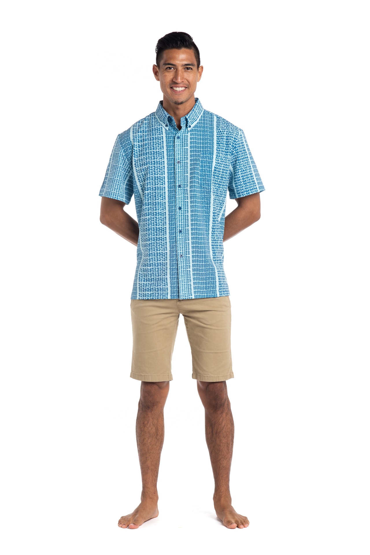Male model wearing Mahalo Nui Shirt in Light Blue - Front View