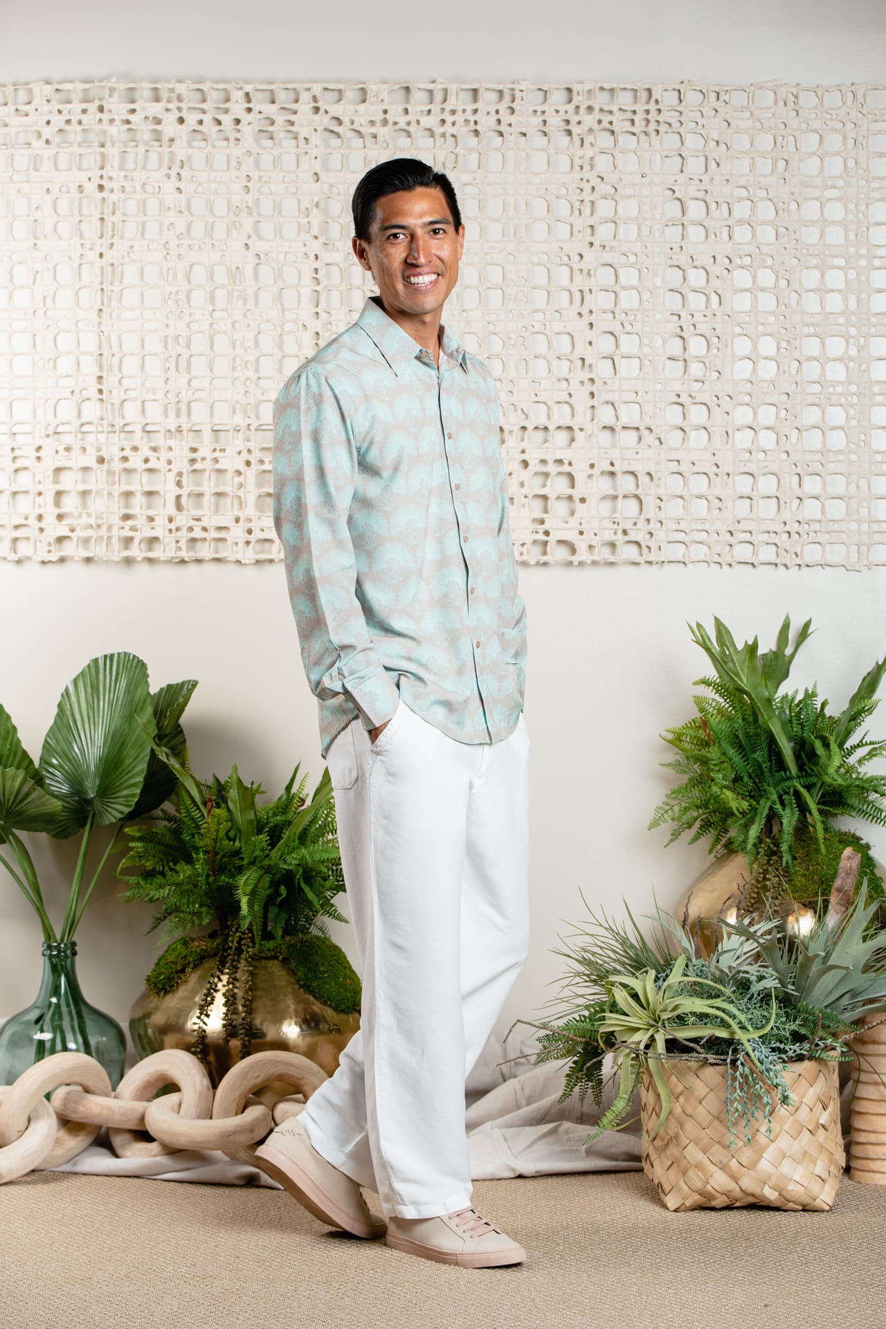 Male model wearing Hula Shirt L-S in Kalihilehua Cobblestone - Front View