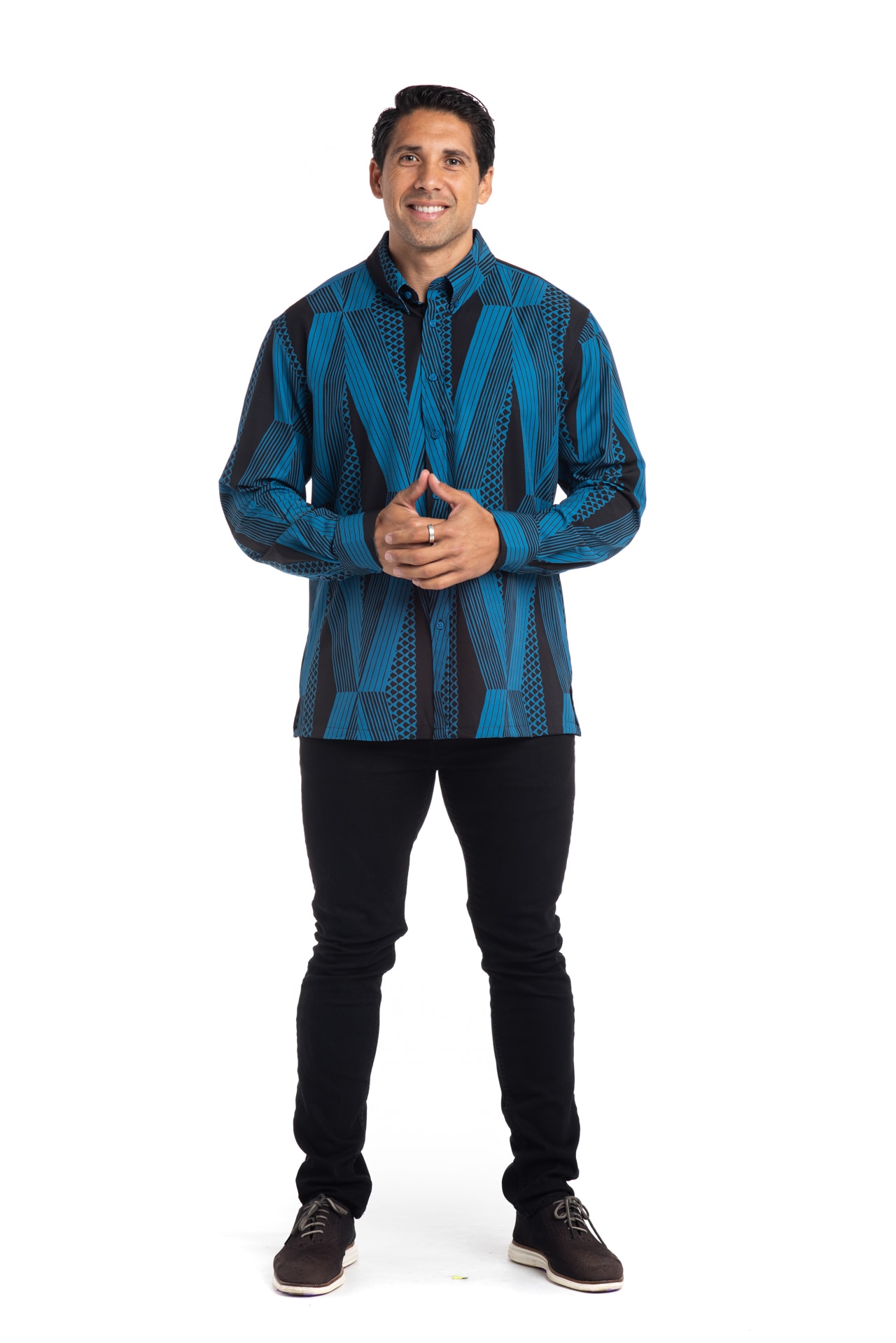 Male model wearing Mahalo Shirt S-S in Kanaloa