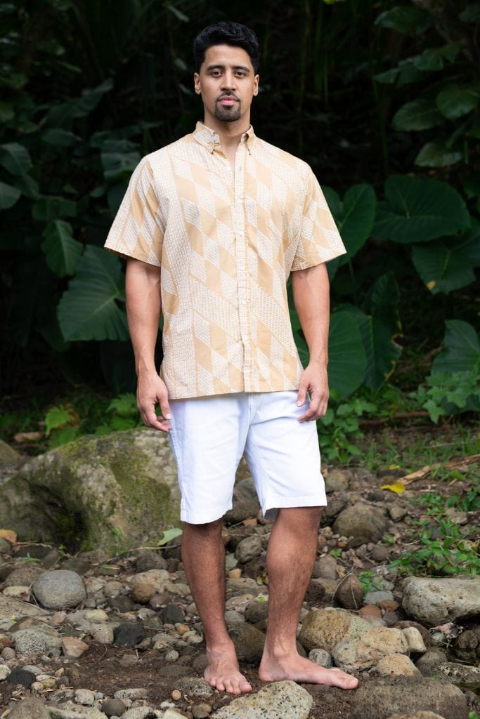 Male model wearing Aloha Shirt S-S in Tannin/Moonbeam - Front View