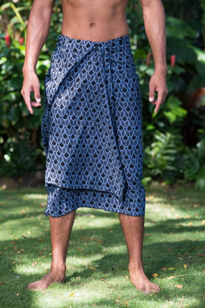 Male model wearing a Pareo - Front View