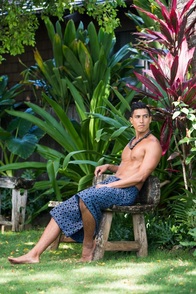 Male model wearing a Pareo - Front View