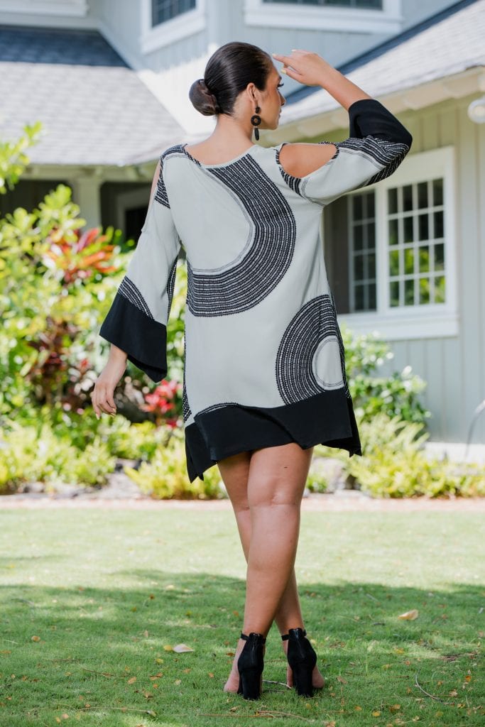 Model wearing Kamakana Top with Pockets - Back View