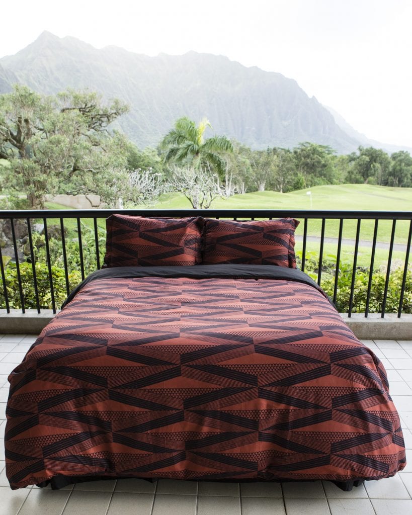 Manaola Duvet King Set in Honey Mustard Pewa Pattern