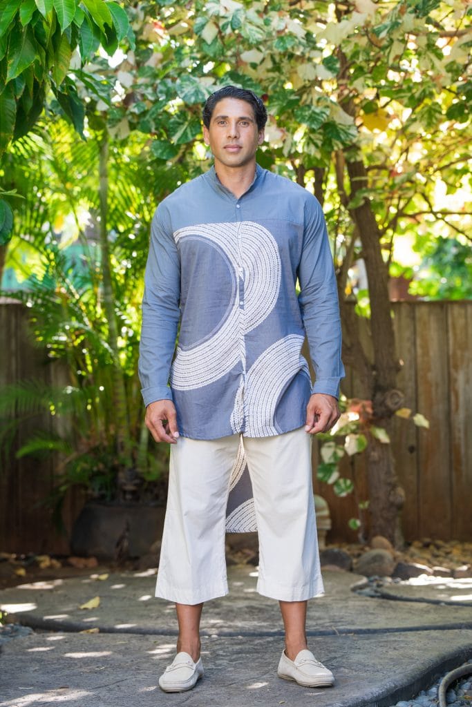 Male model wearing Mandarin Half Tunic in Pavement Moonbeam Poai Pattern - Front View