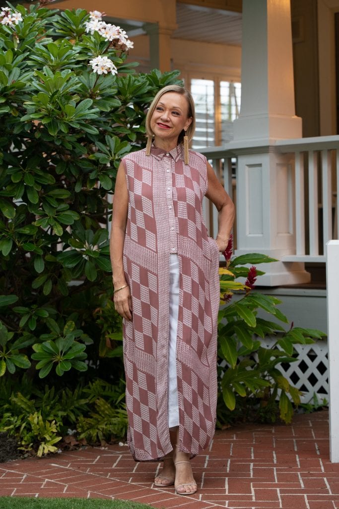 Model wearing Hualalai Top in Fired Brick White Kamehahema Pattern - Front View