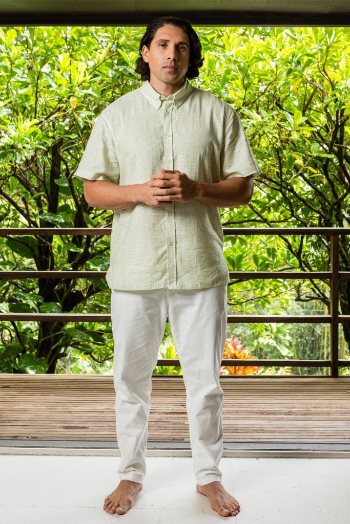 Male model wearing Aloha Short Sleeve in Margarita Tofu Kupukupu pattern front view