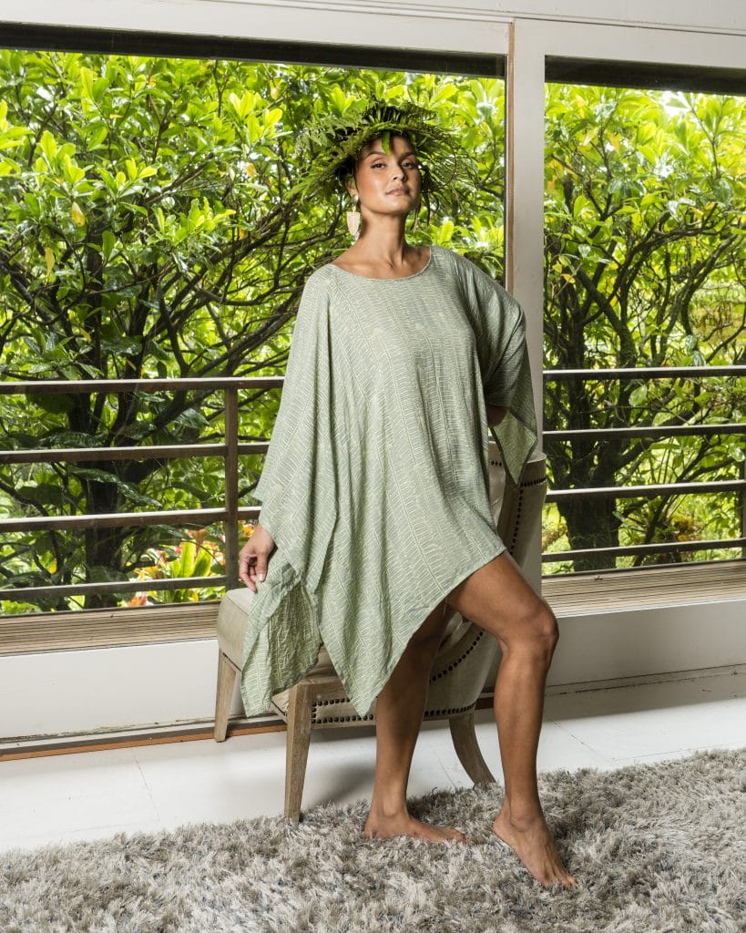 Model wearing Halalii Top in Lily Pad Margarita Kupukupu pattern front view