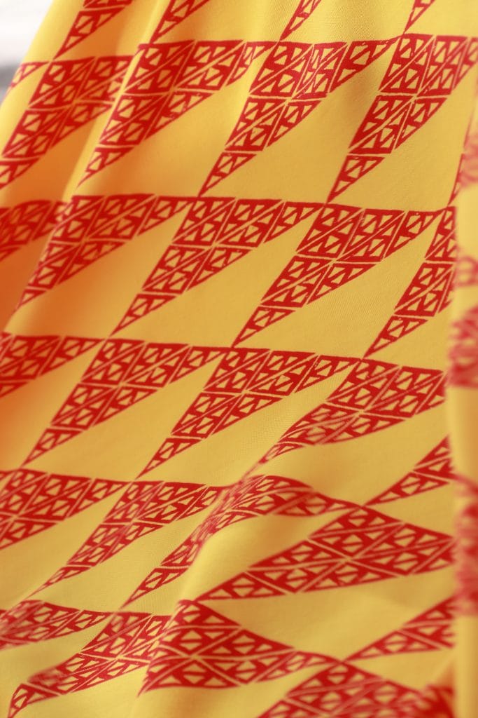 Pareo in a Mauna Pattern