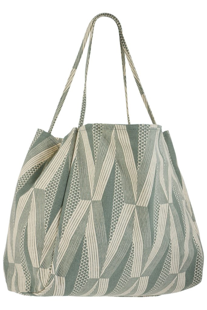 Holoholo Tote in Kanaloa Pattern - Front View