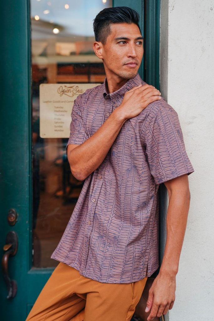 Male model wearing Mahalo Shirt S-S in Kupukupu - Side View