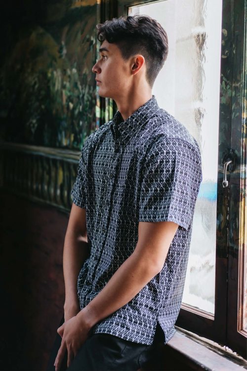 Male model wearing Mahalo Shirt S-S in Blk/Wht and Kaimana Pattern