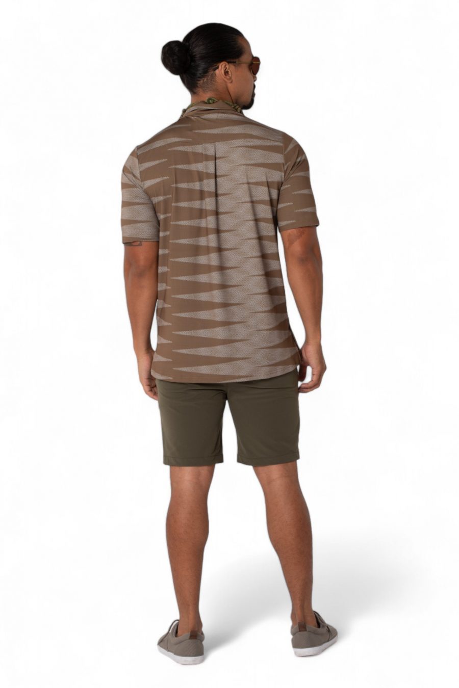 ALOHA ON THE GREEN PULLOVER