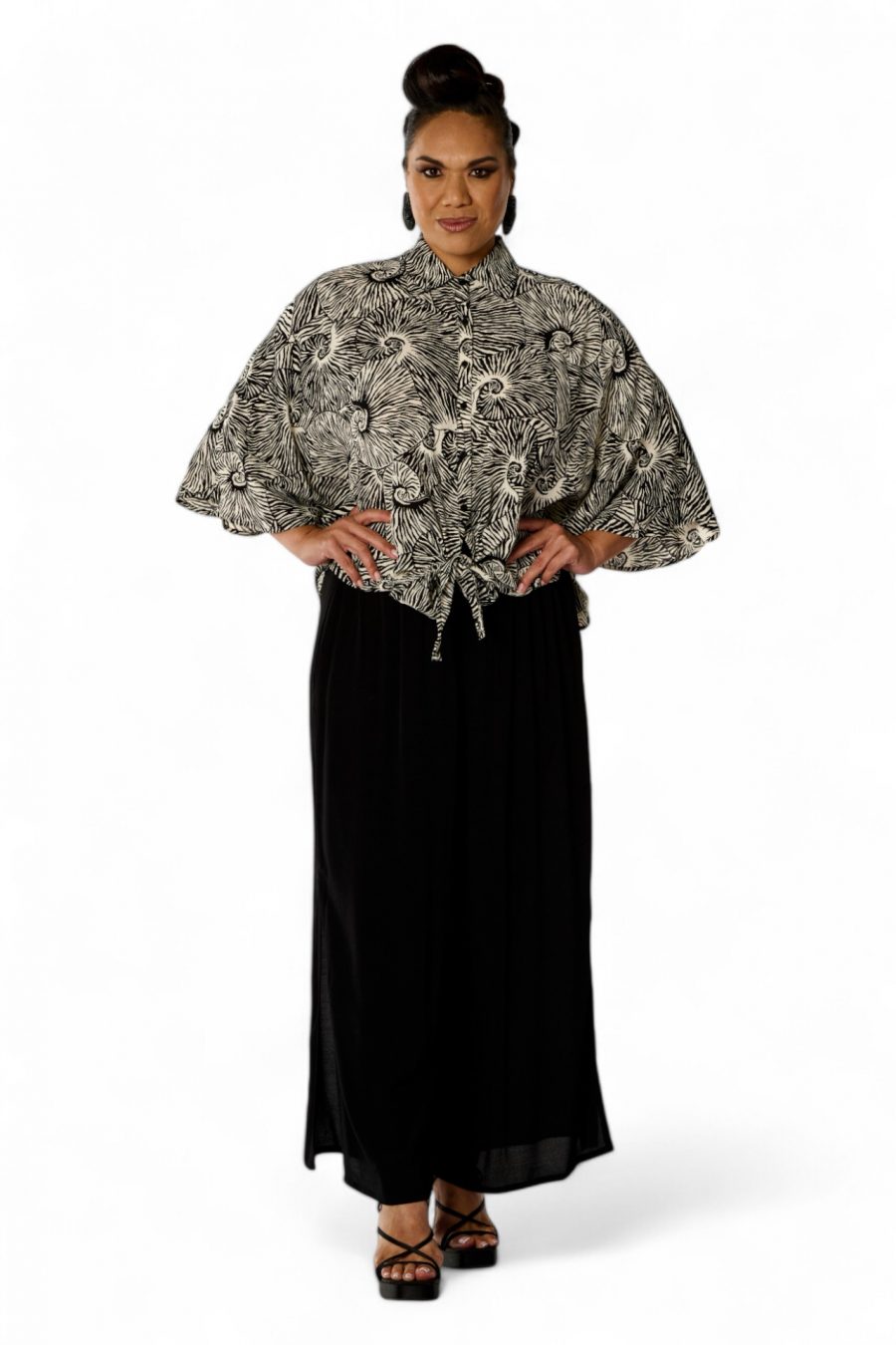 HIHIMANU TOP