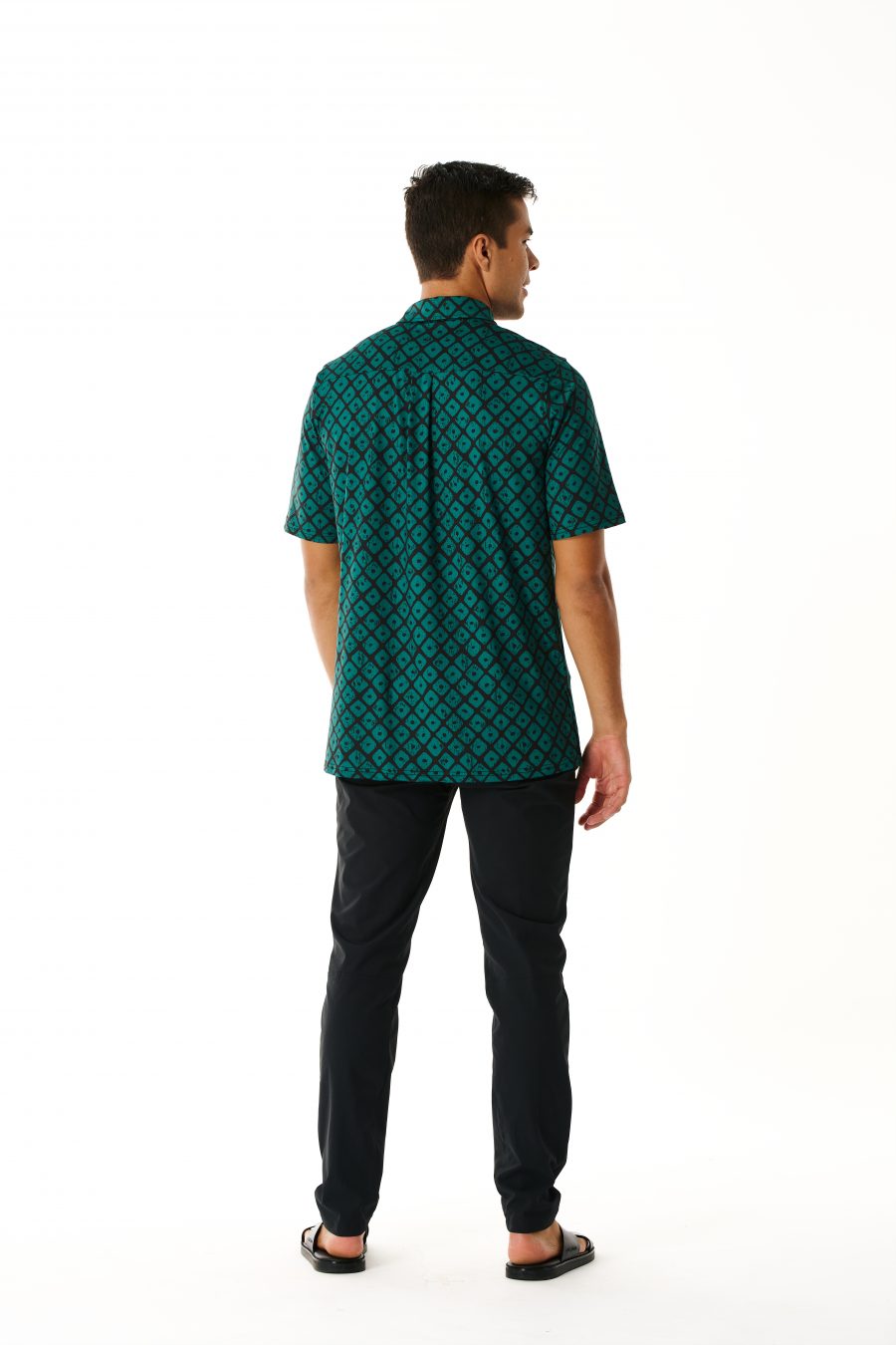 ALOHA ON THE GREEN PULLOVER