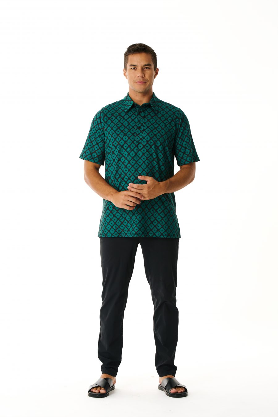 ALOHA ON THE GREEN PULLOVER