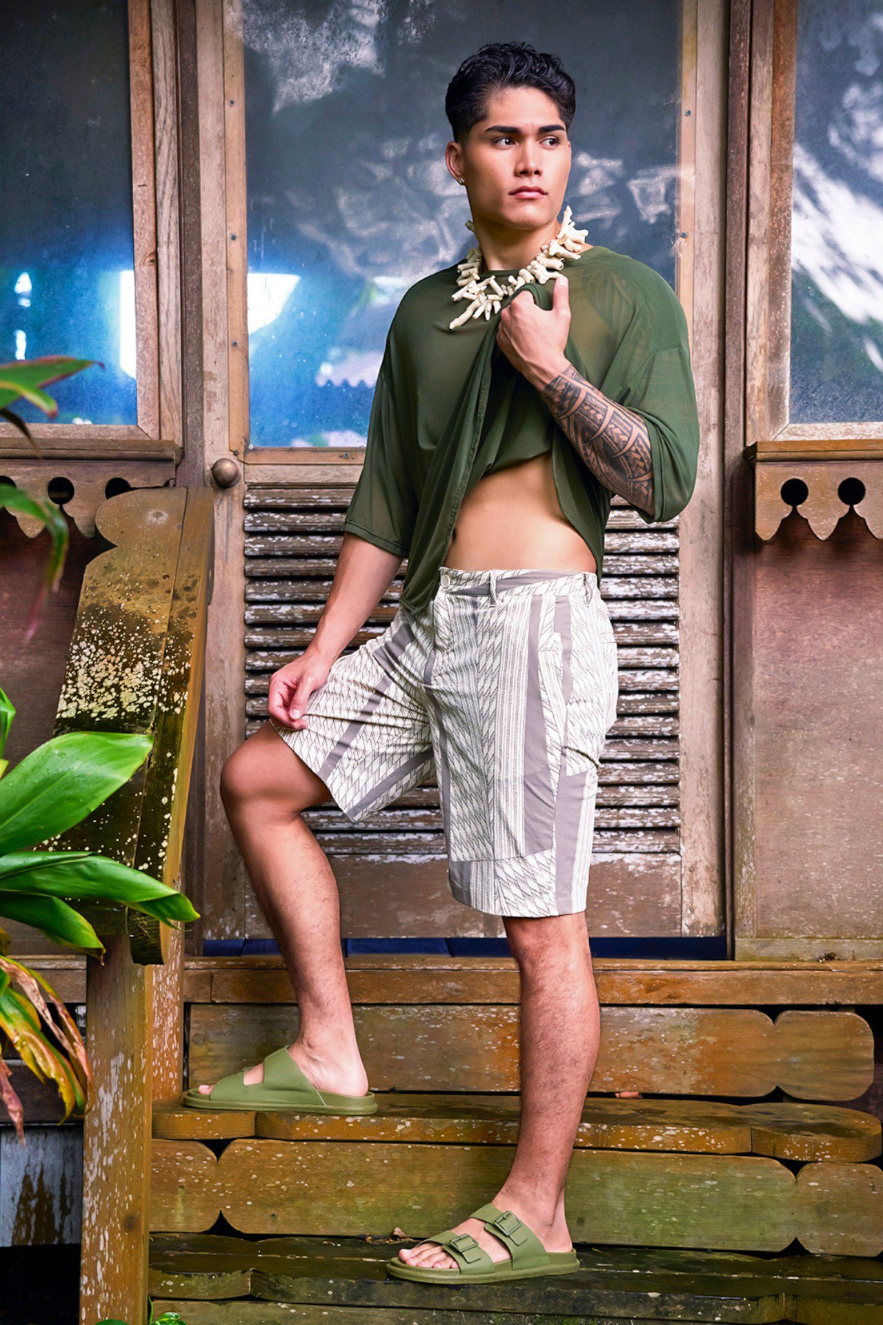 men – MANAOLA