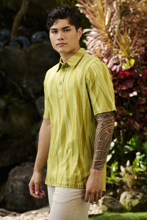 ALOHA ON THE GREEN PULLOVER